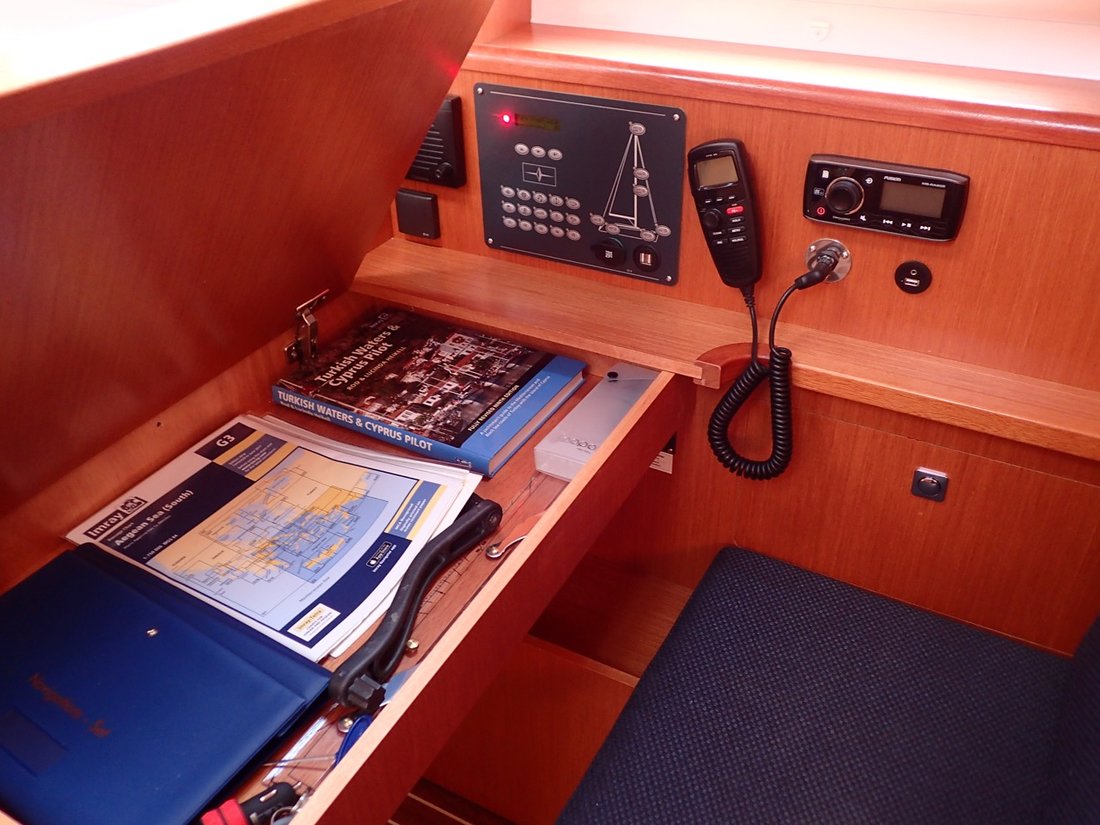 Bavaria Cruiser 41 - 3 cab. — photo 12