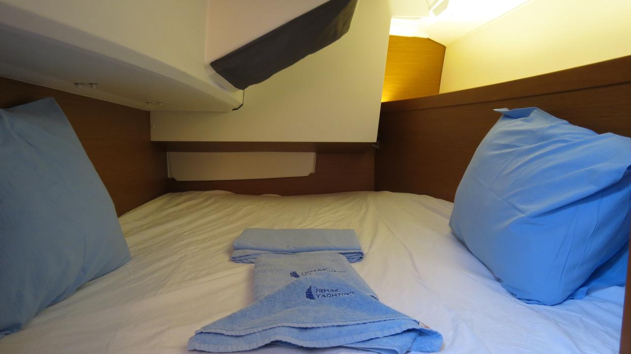 Sun Odyssey 349 - 3 cab. — photo 20