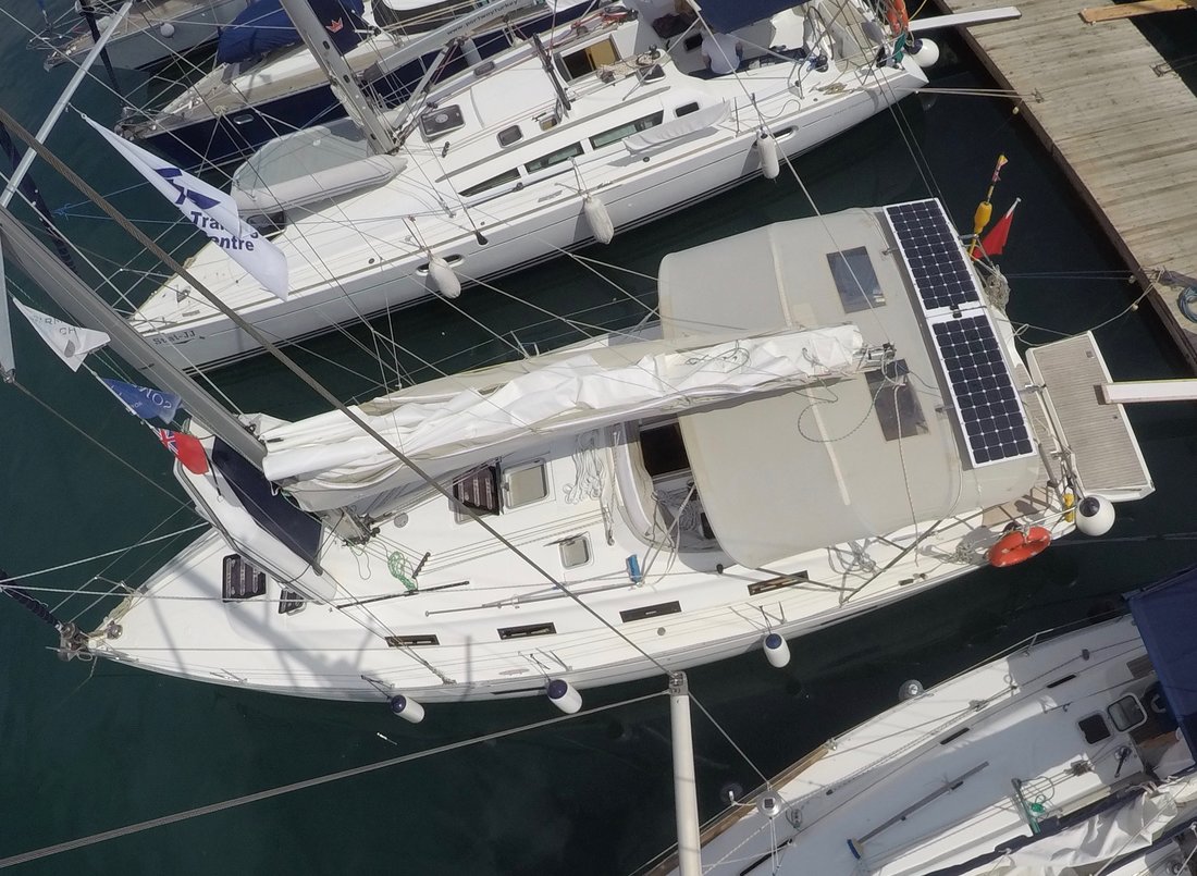 Bavaria Cruiser 40 — photo 6