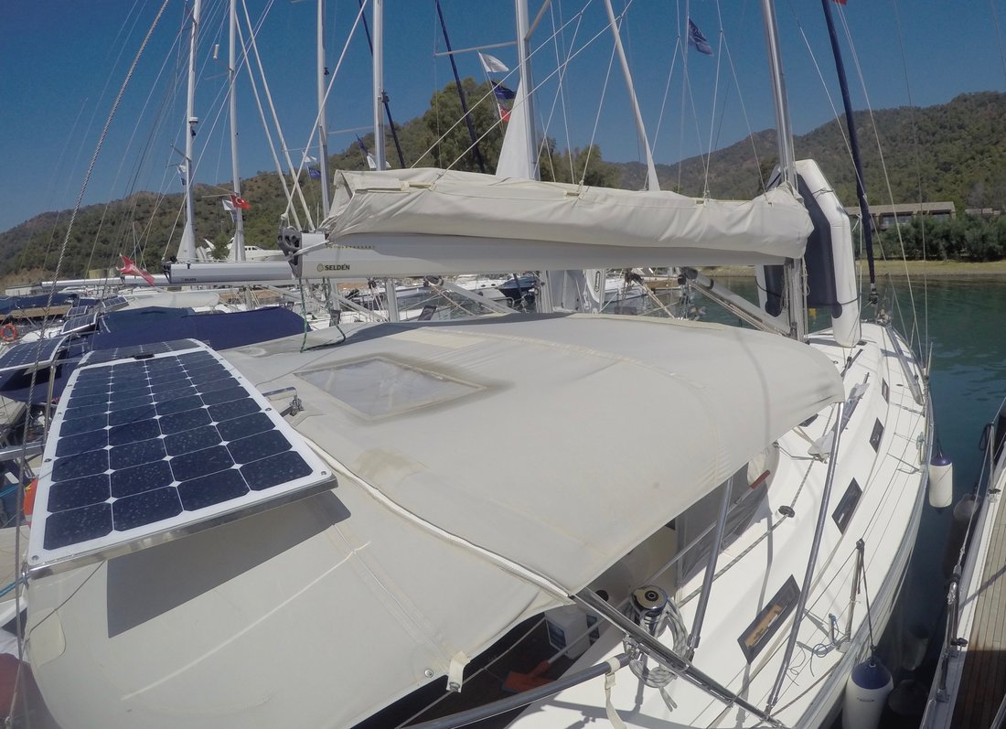 Bavaria Cruiser 40 — photo 7
