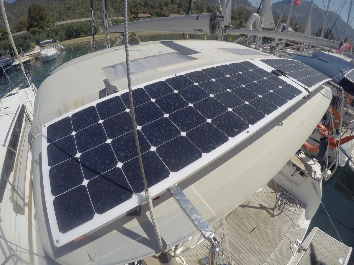 Bavaria Cruiser 40 — photo 4