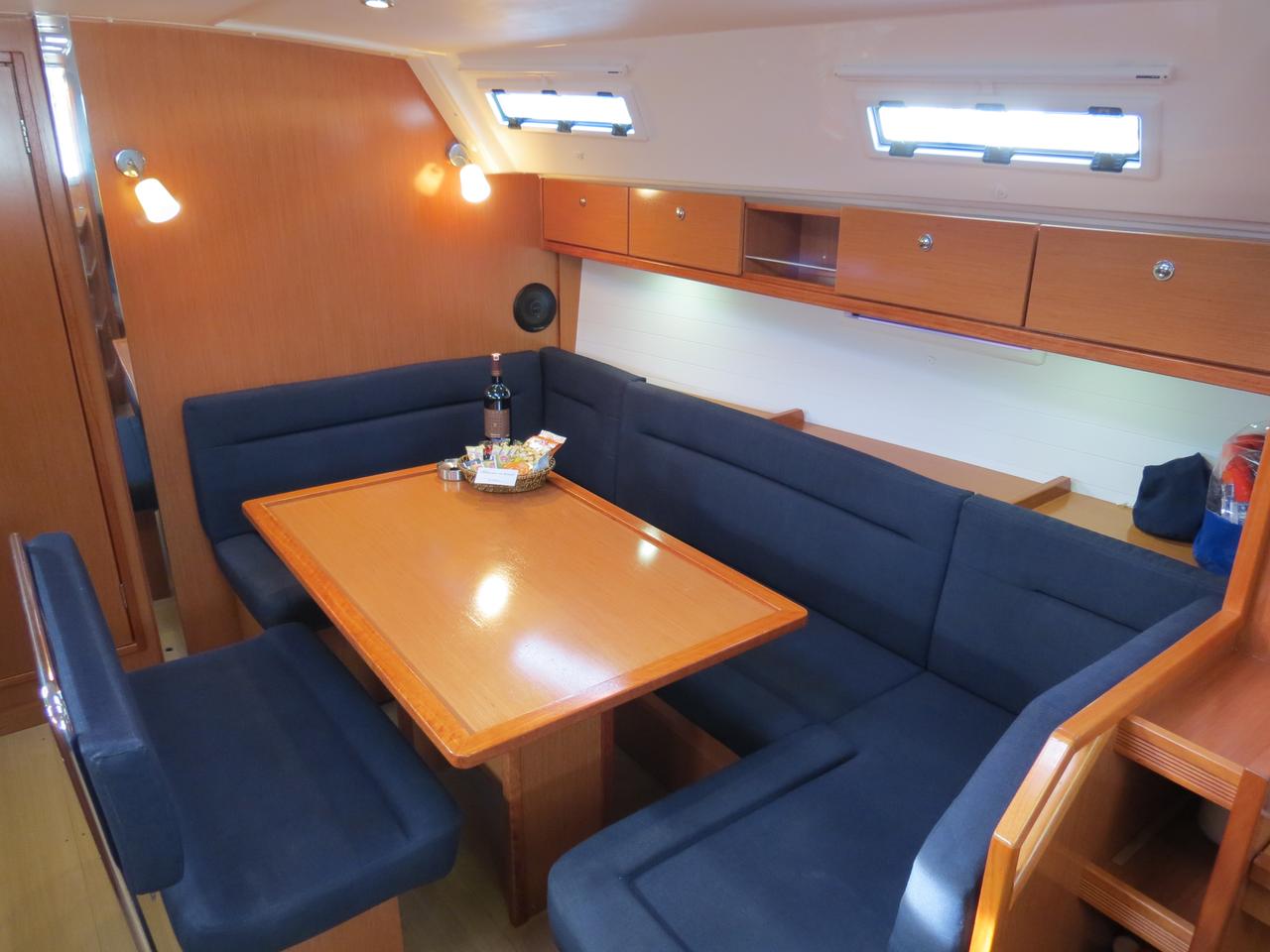 Bavaria Cruiser 40 — photo 5