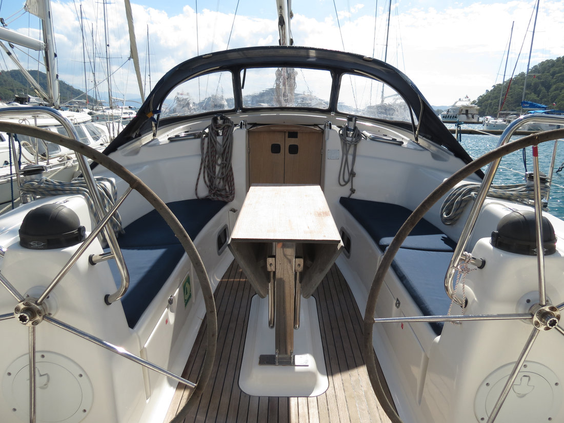 Bavaria 43 Cruiser — photo 4
