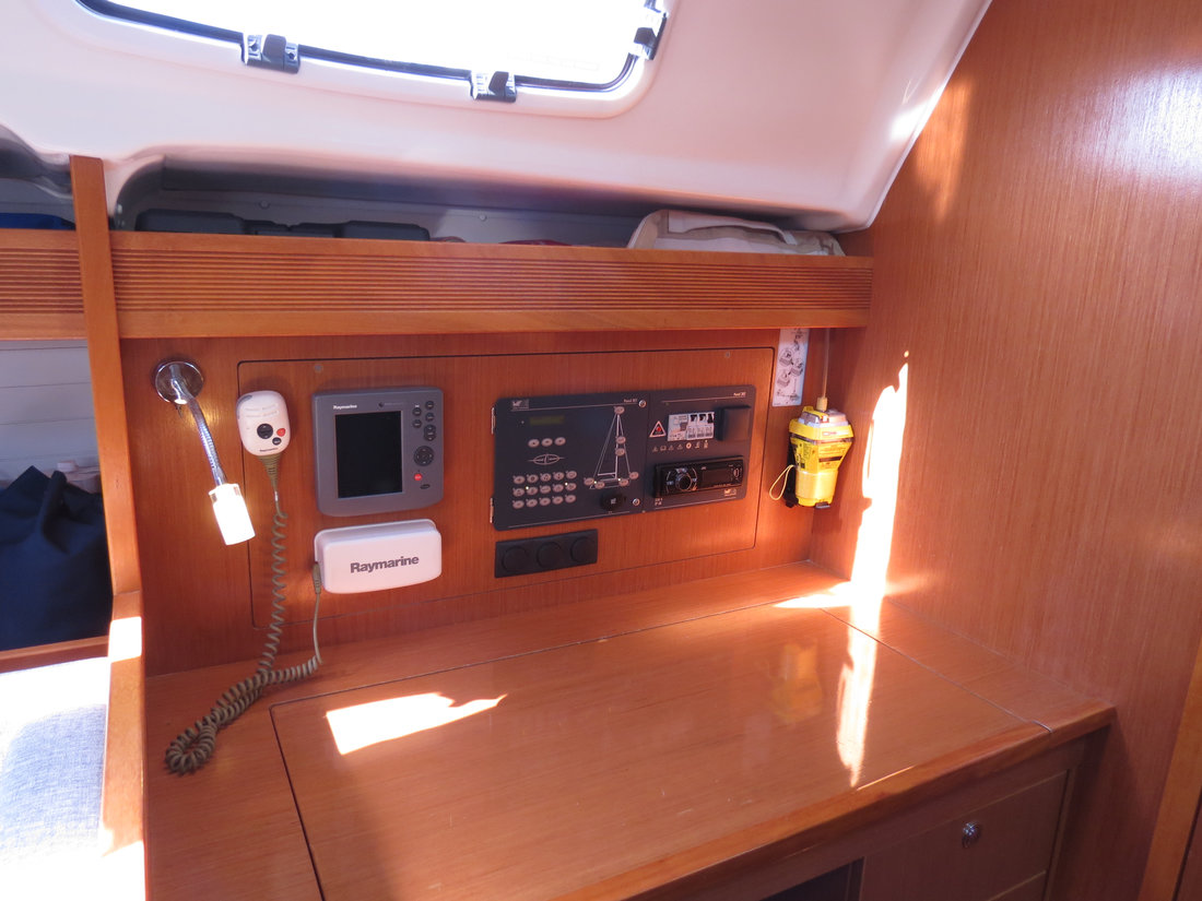 Bavaria 43 Cruiser — photo 11