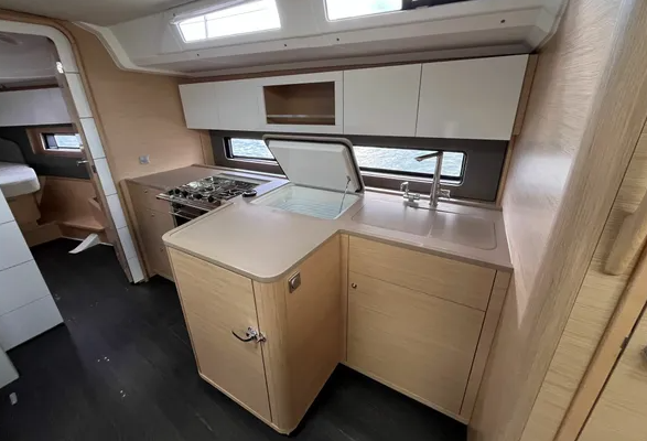 Dufour 41 - 3 cab. — photo 8