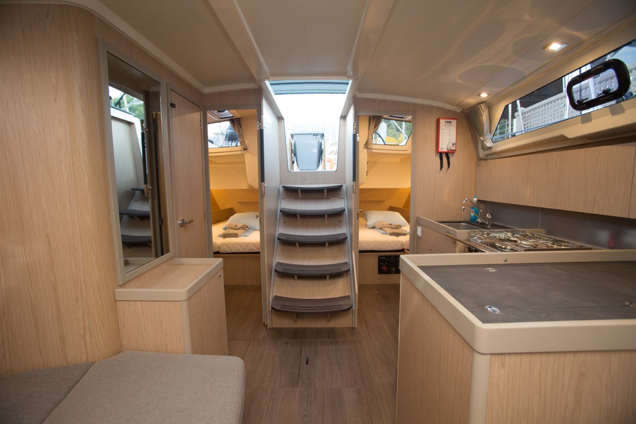 Oceanis 41.1 — photo 2