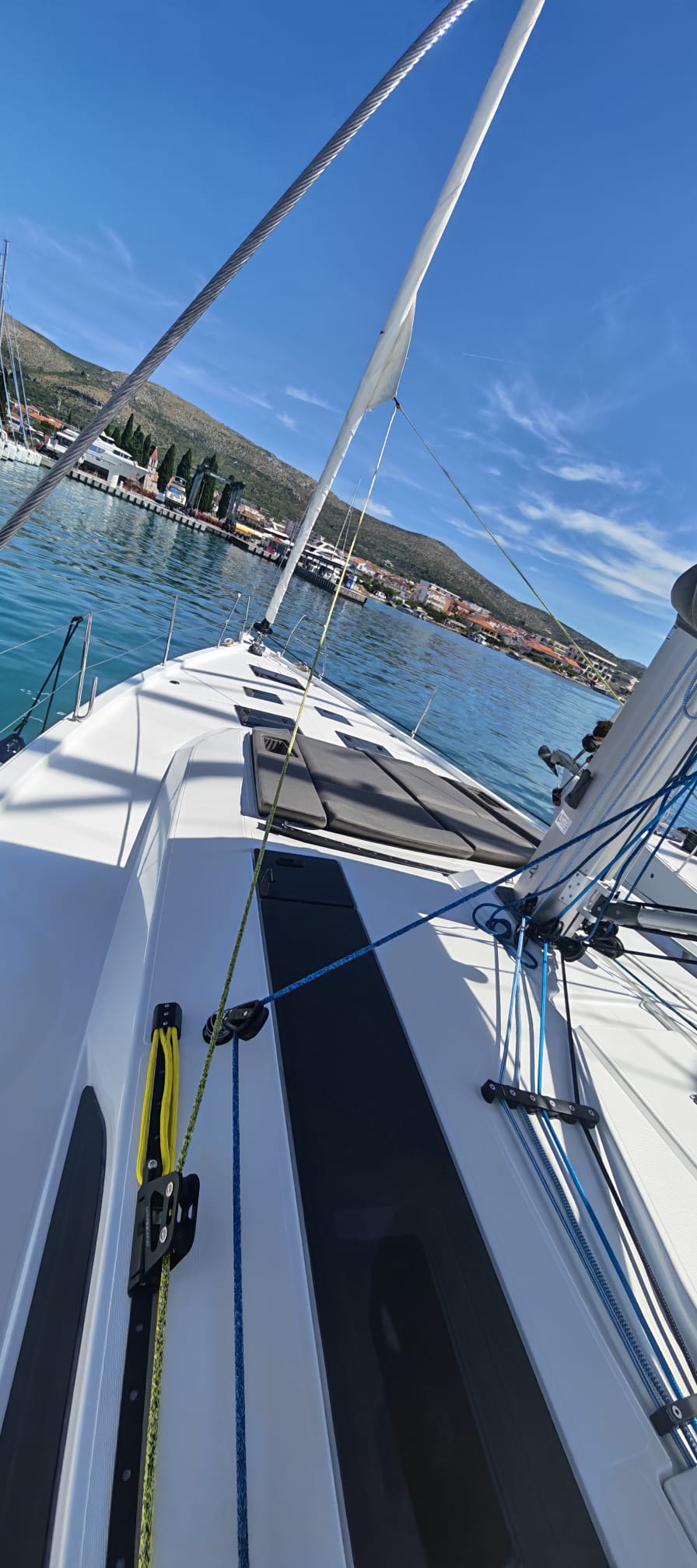 Dufour 54 - 6 cab. — photo 12