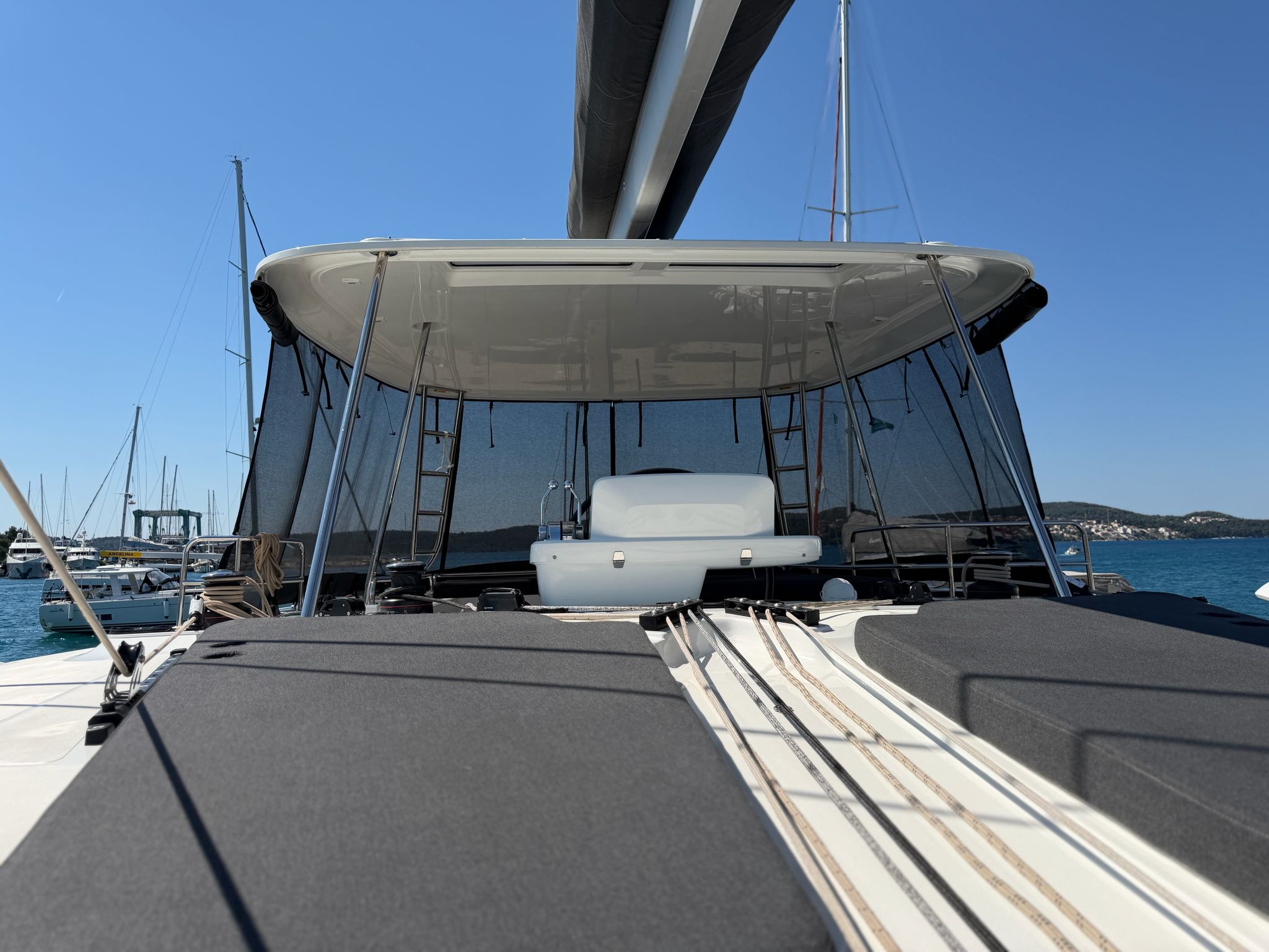 Lagoon 51 - 6 + 2 cab. — photo 15