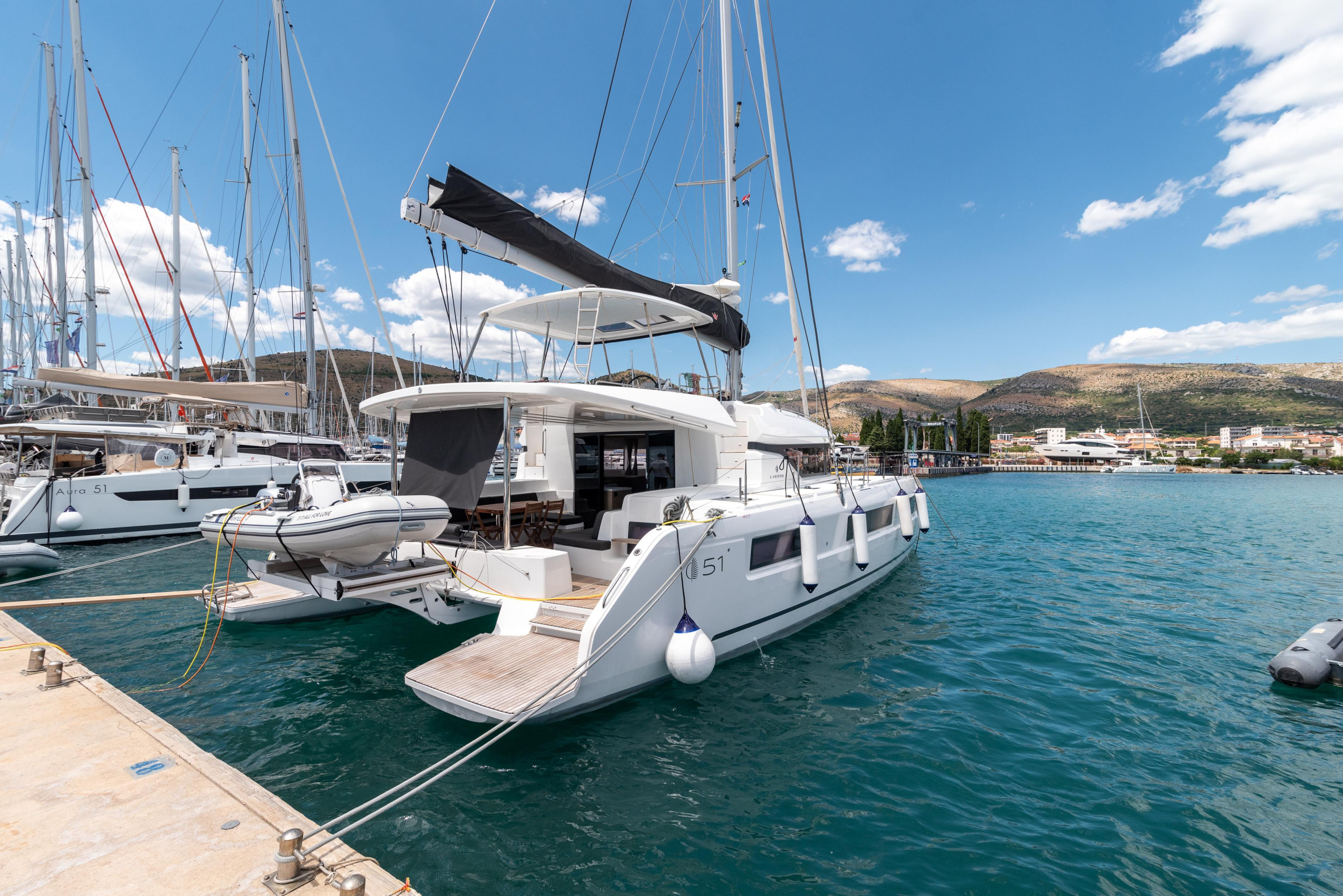 Lagoon 51 - 6 + 2 cab. — photo 18