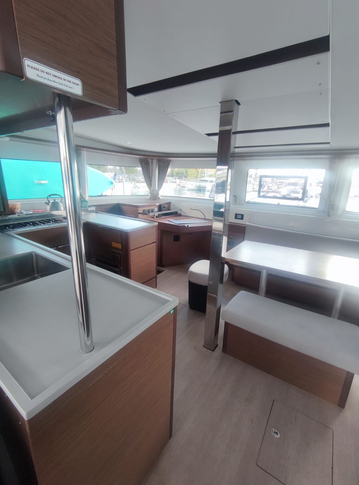 Lagoon 46 - 4 + 2 cab. — photo 3
