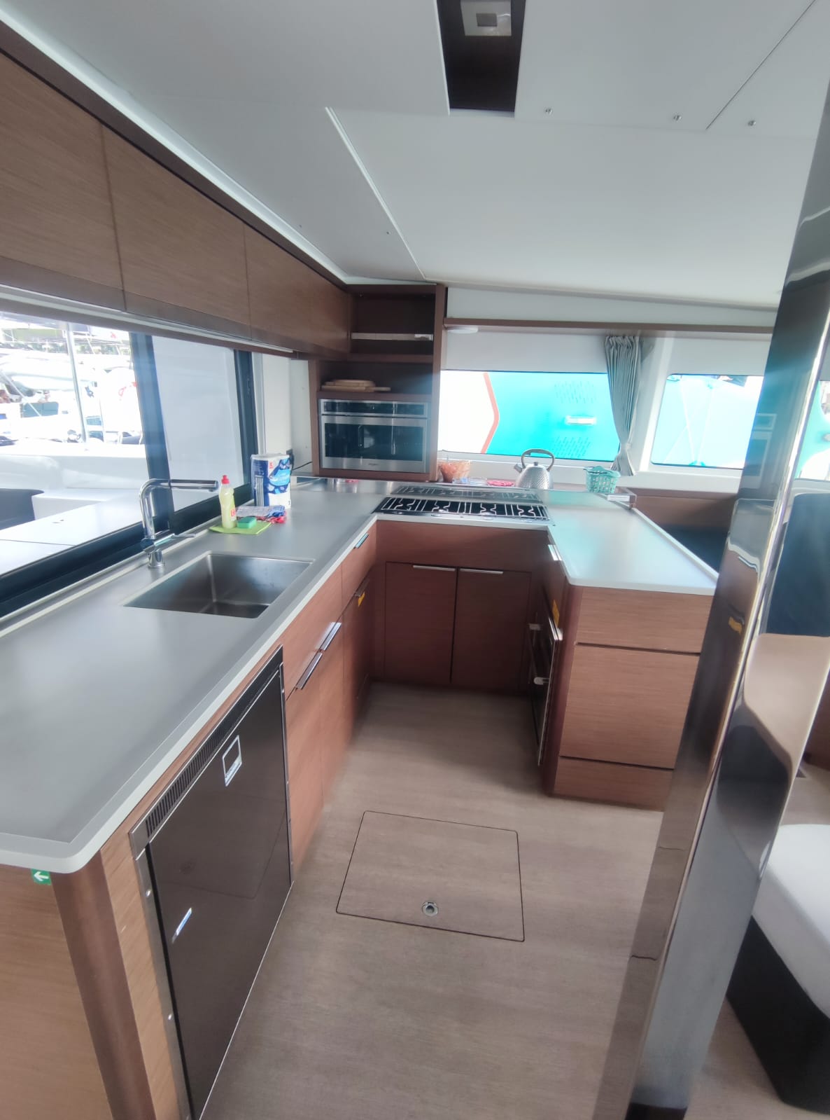 Lagoon 46 - 4 + 2 cab. — photo 4