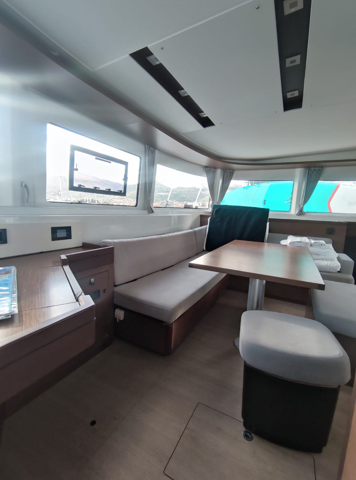 Lagoon 46 - 4 + 2 cab. — photo 7
