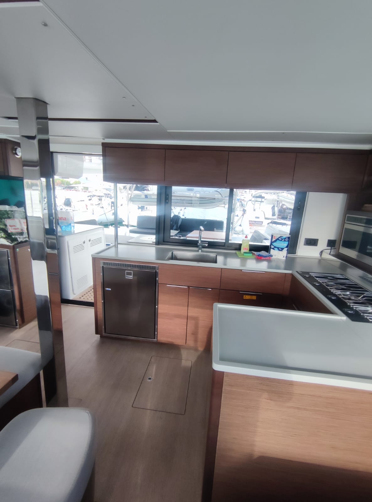 Lagoon 46 - 4 + 2 cab. — photo 8