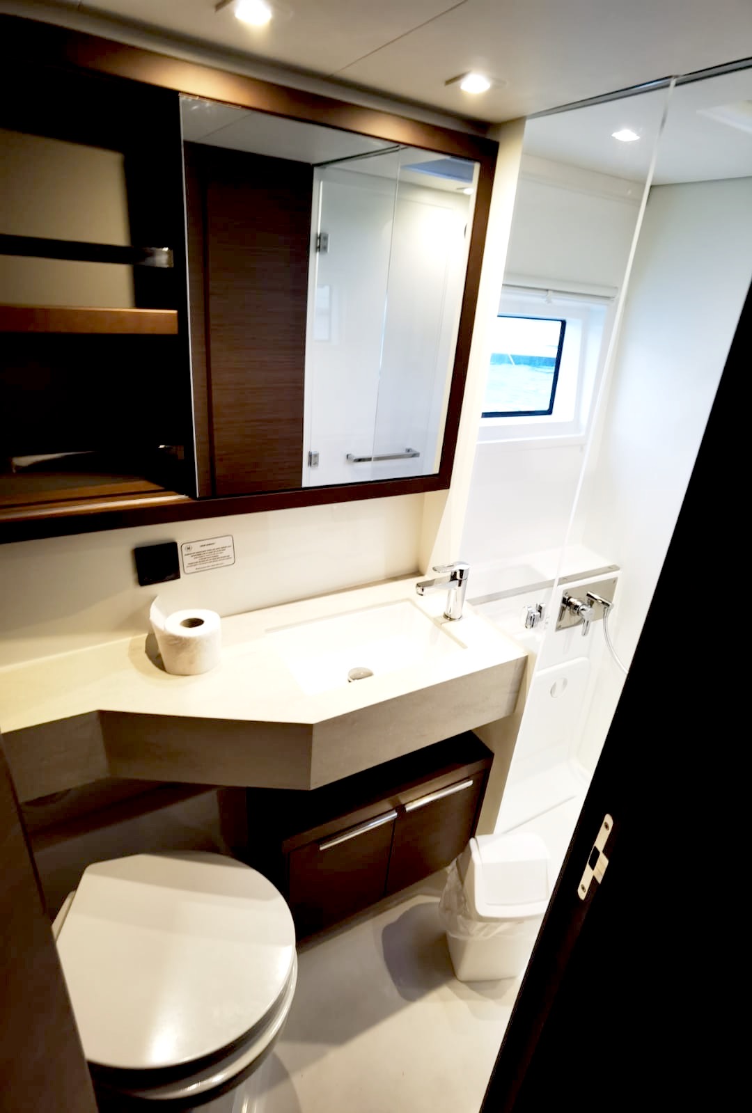 Lagoon 46 - 4 + 2 cab. — photo 15