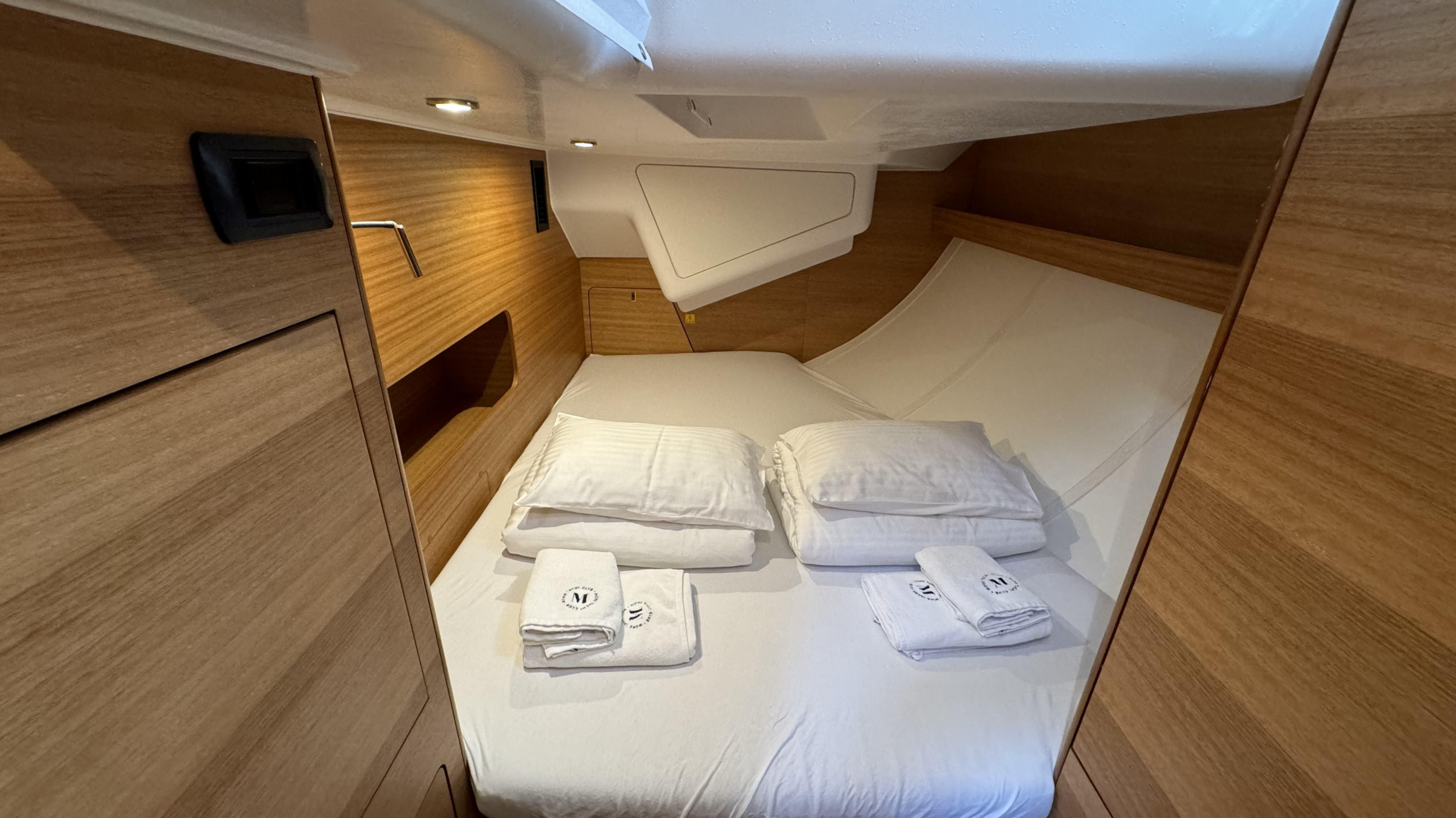 Crucero en velero con tripulación desde Trogir — photo 115