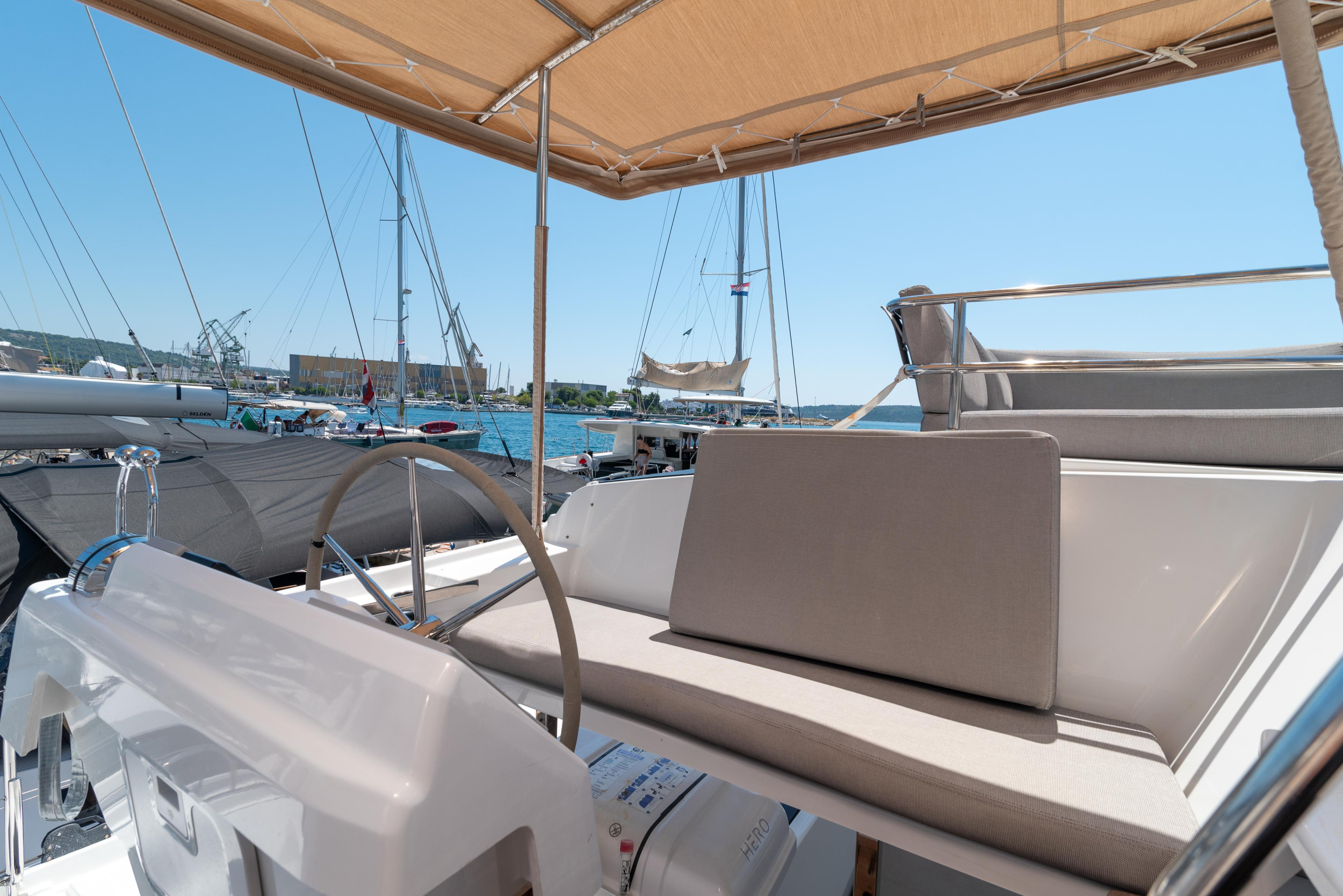Fountaine Pajot Aura 51 - 6 cab — photo 13