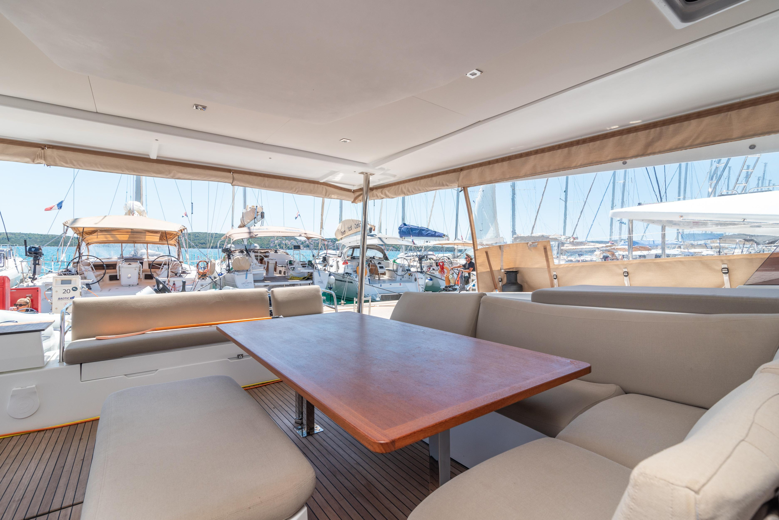 Fountaine Pajot Aura 51 — photo 3
