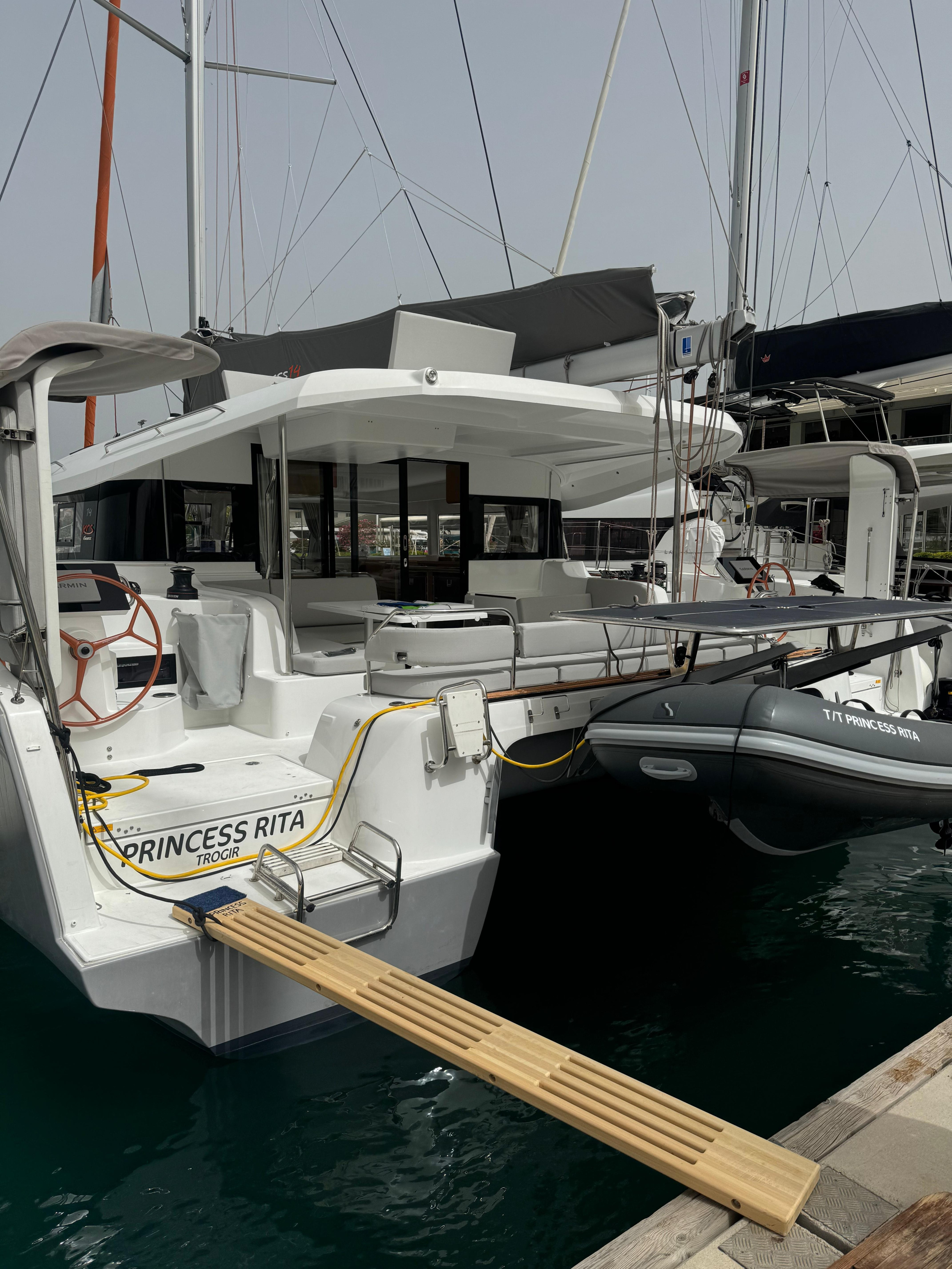Crucero en velero con tripulación desde Trogir — photo 143