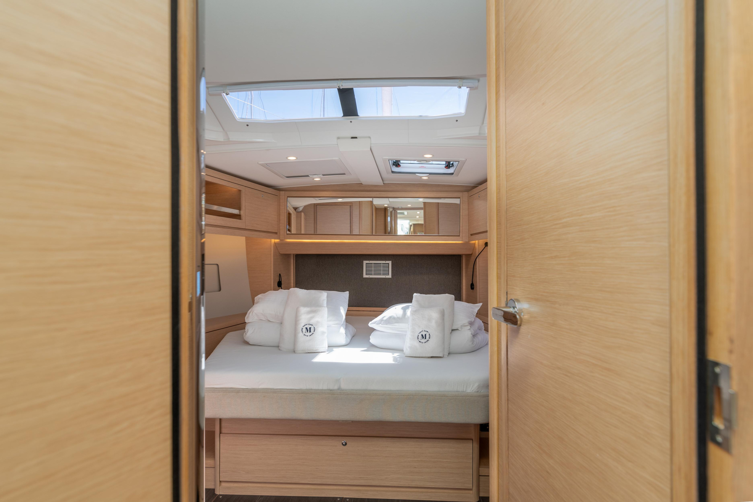 Dufour 470 - 4 + 1 cab. — photo 41