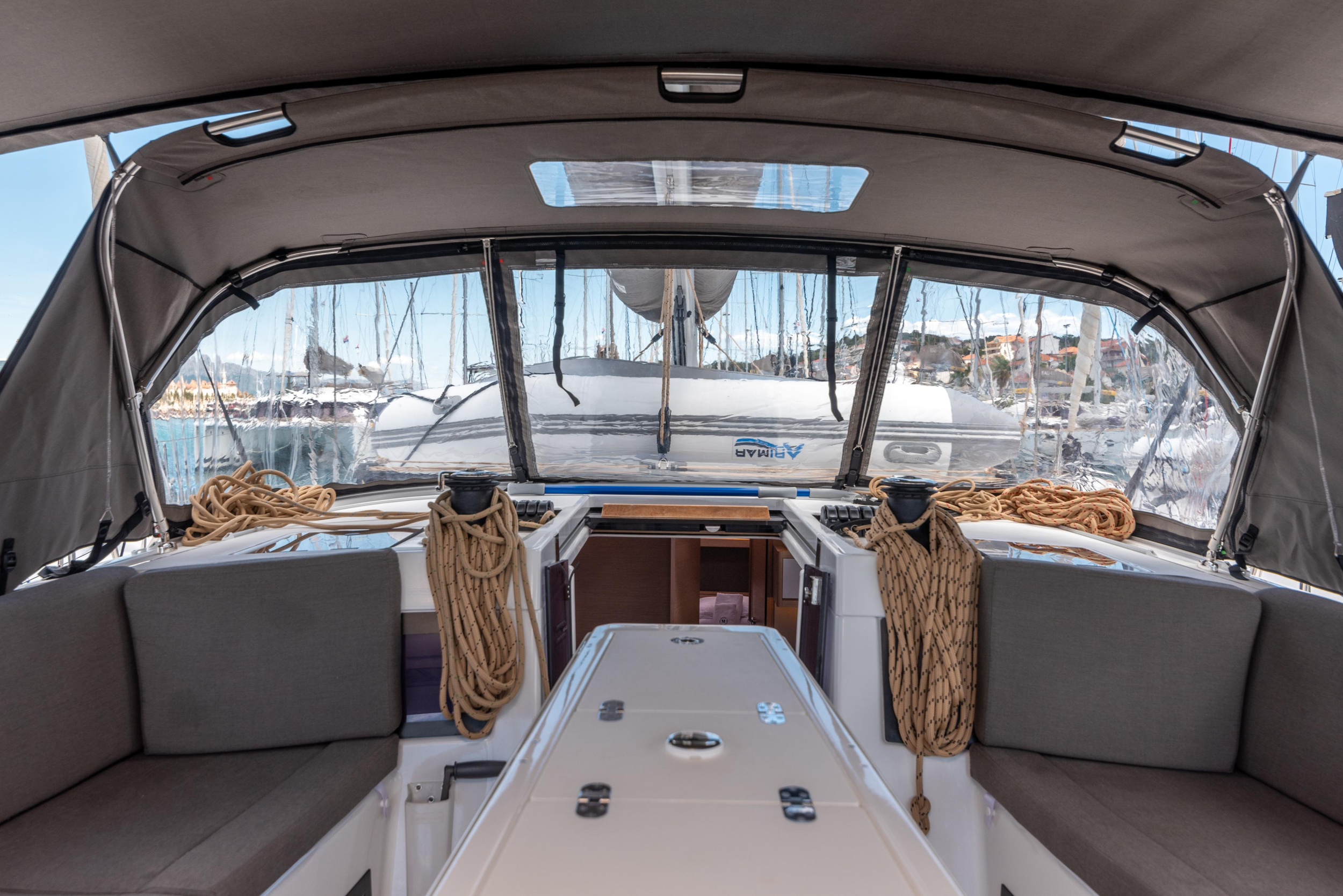 Dufour 470 - 4 + 1 cab. — photo 29