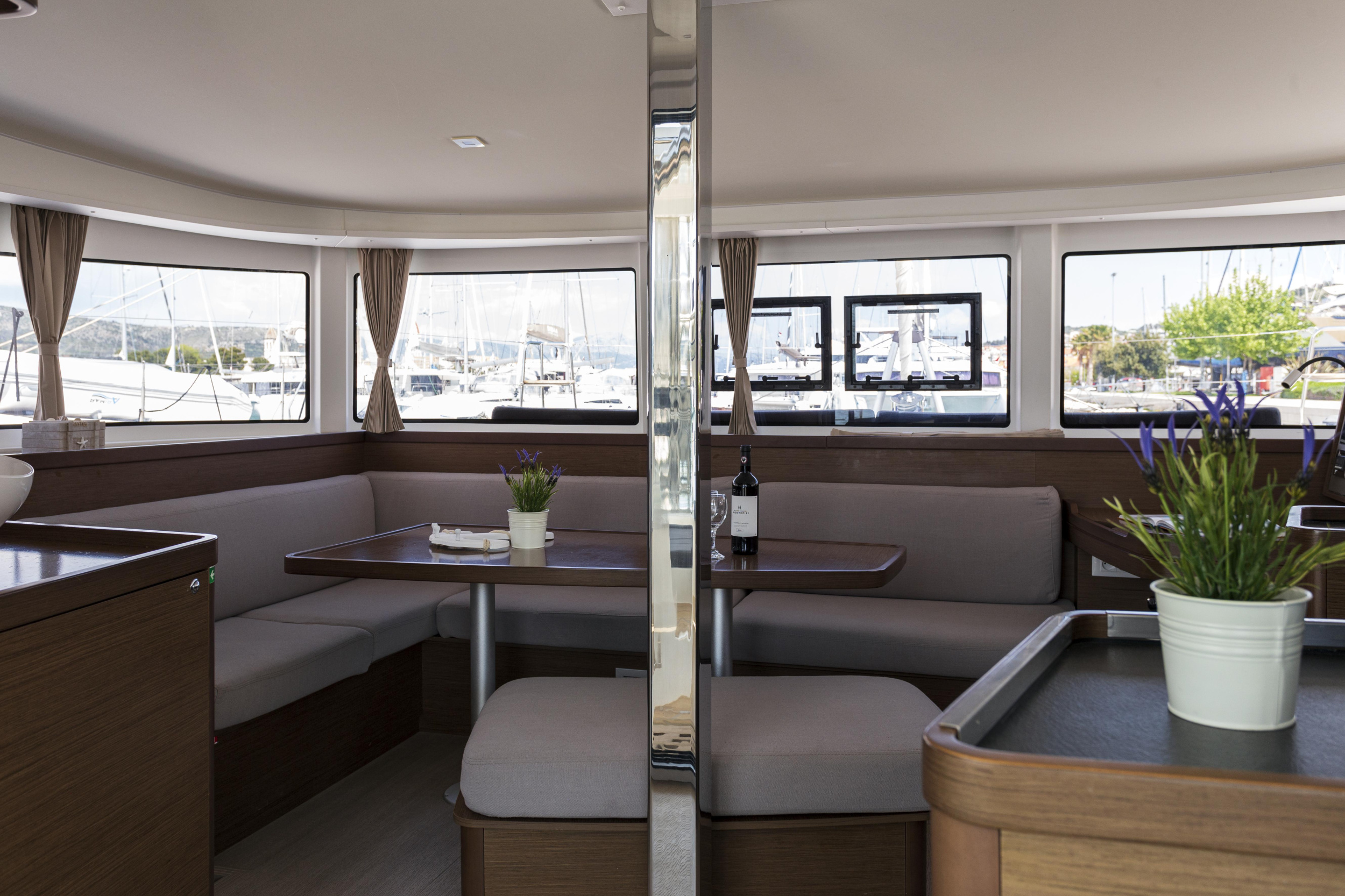 Crucero en velero con tripulación desde Trogir — photo 151