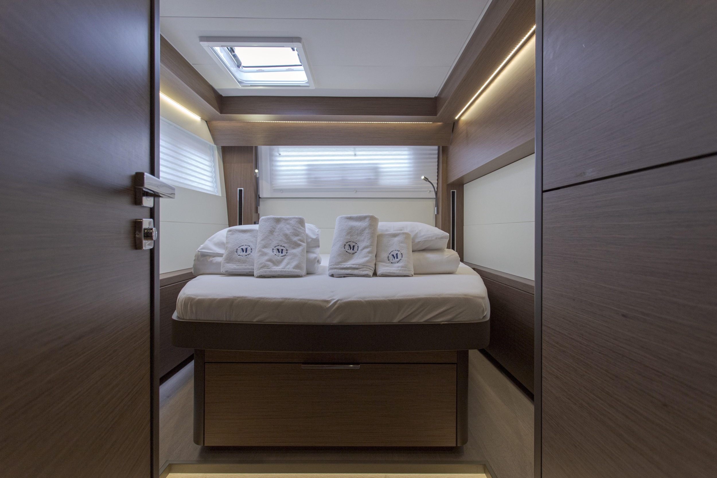 Lagoon 50 - 6 + 2 cab. — photo 3