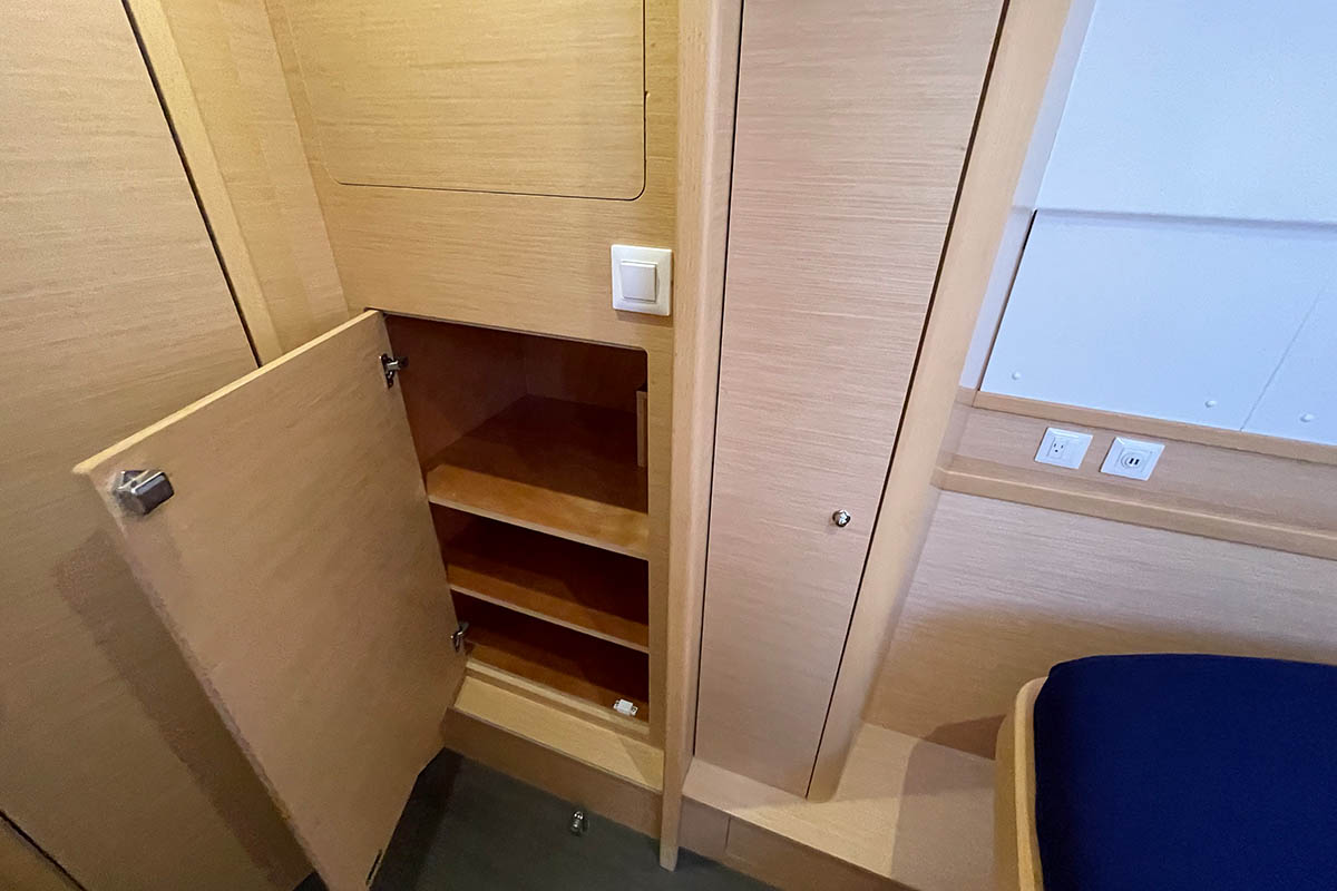 Lagoon 42 - 3 + 1 cab. — photo 21