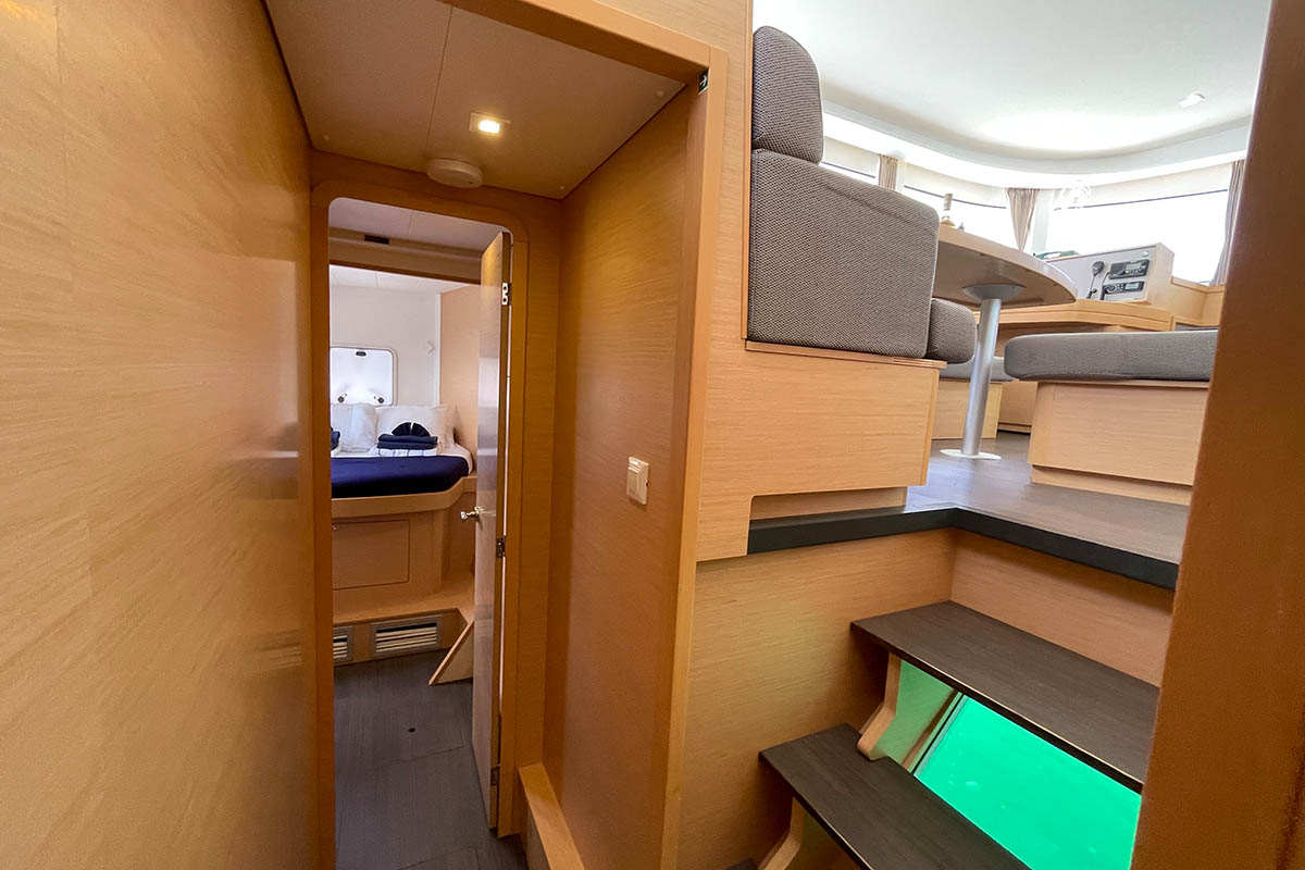 Lagoon 42 - 3 + 1 cab. — photo 31