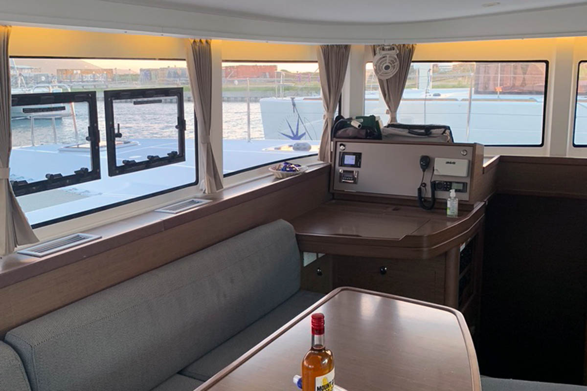 Lagoon 42 - 4 + 2 cab. — photo 8