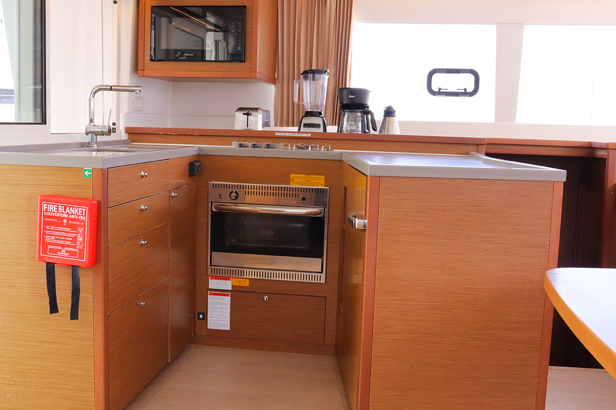 Lagoon 450 F - 4 + 2 cab. — photo 18