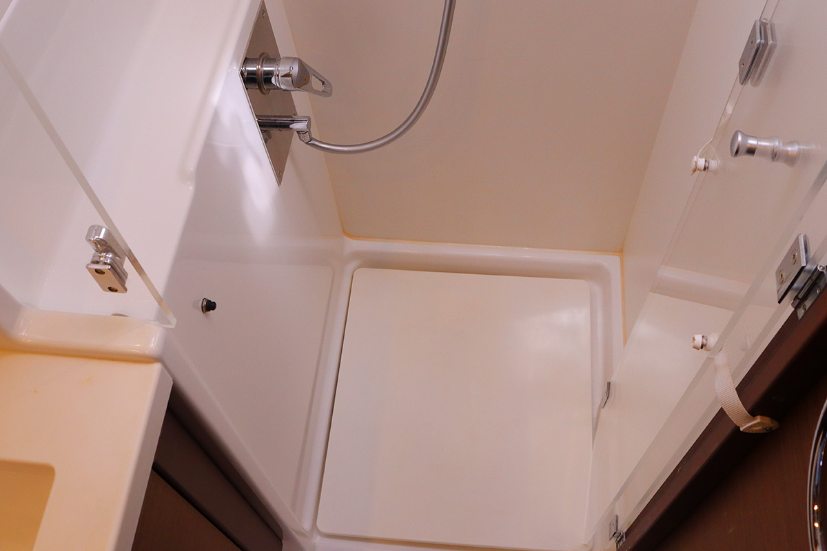 Lagoon 450 F - 4 + 2 cab. — photo 42