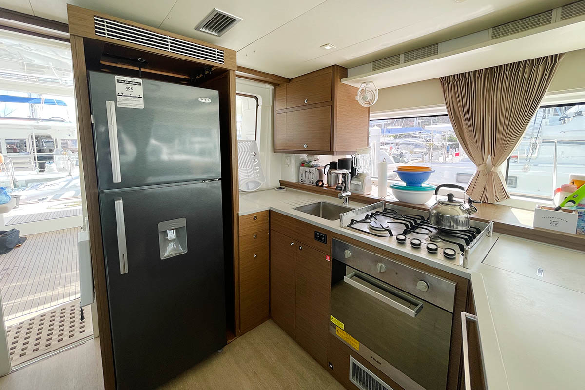 Lagoon 52 F - 6 + 2 cab. — photo 16