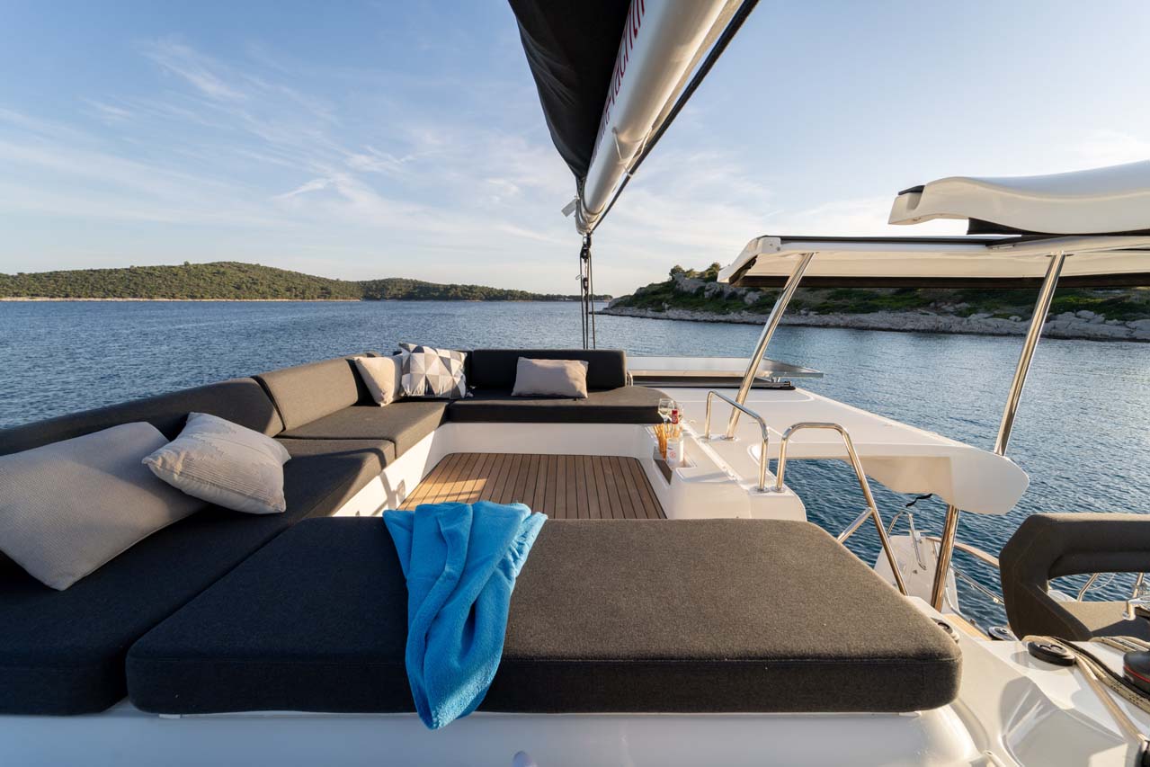 Lagoon 43 - 4 + 2 cab. — photo 24