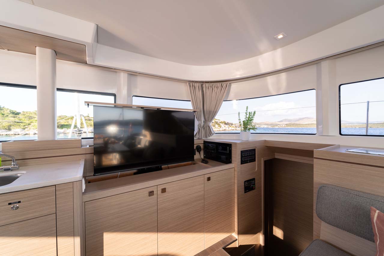 Lagoon 43 - 4 + 2 cab. — photo 31