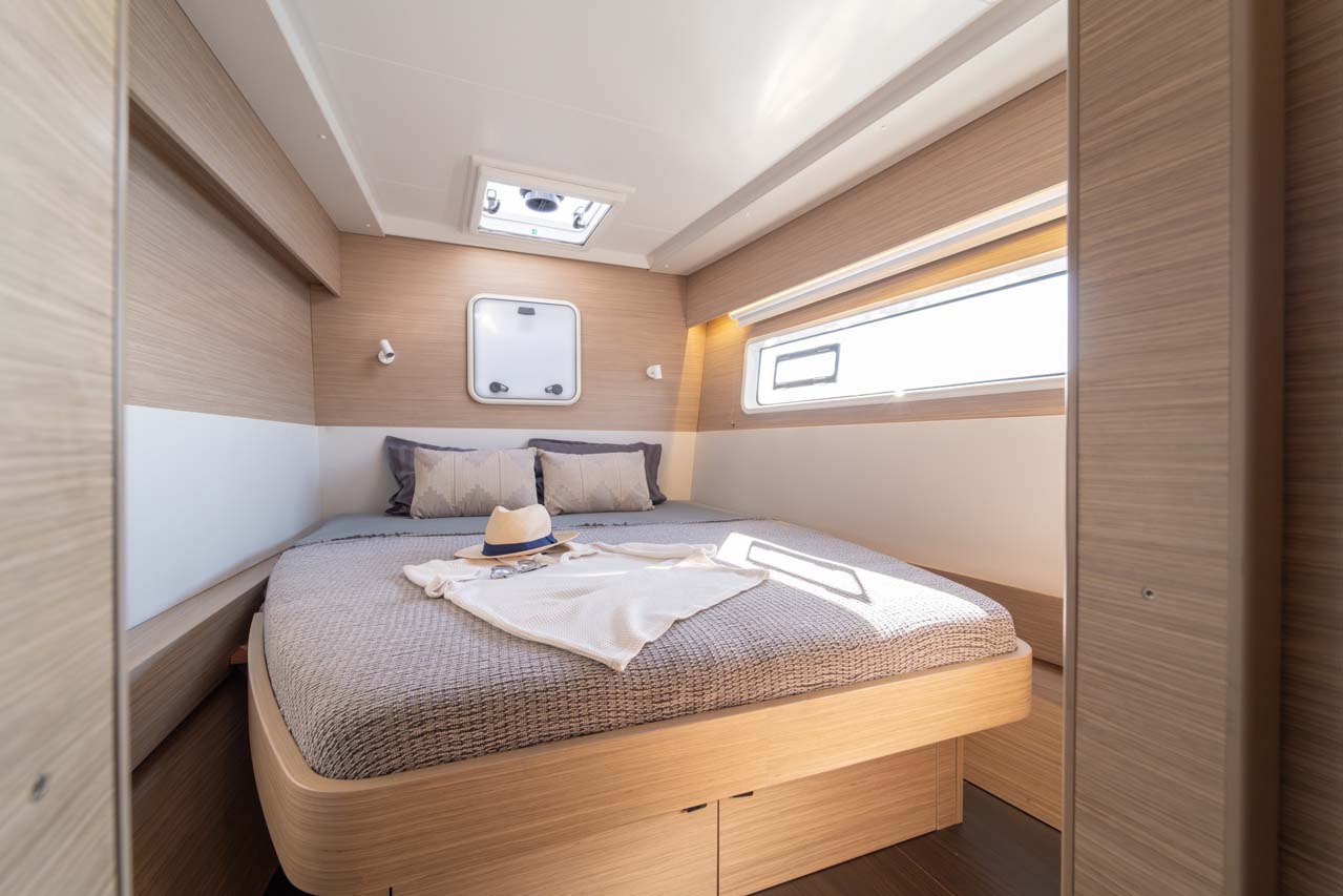 Lagoon 43 - 4 + 2 cab. — photo 4