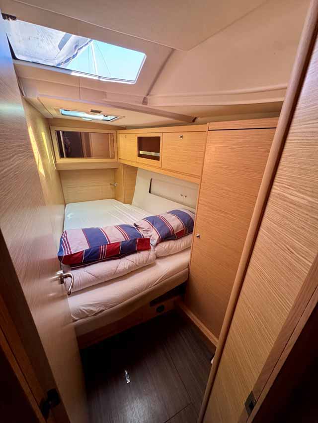 Dufour 470 - 4 cab. — photo 11