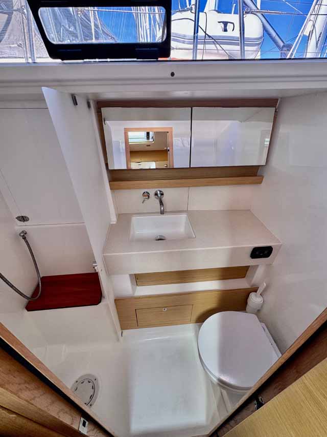 Dufour 470 - 4 cab. — photo 16