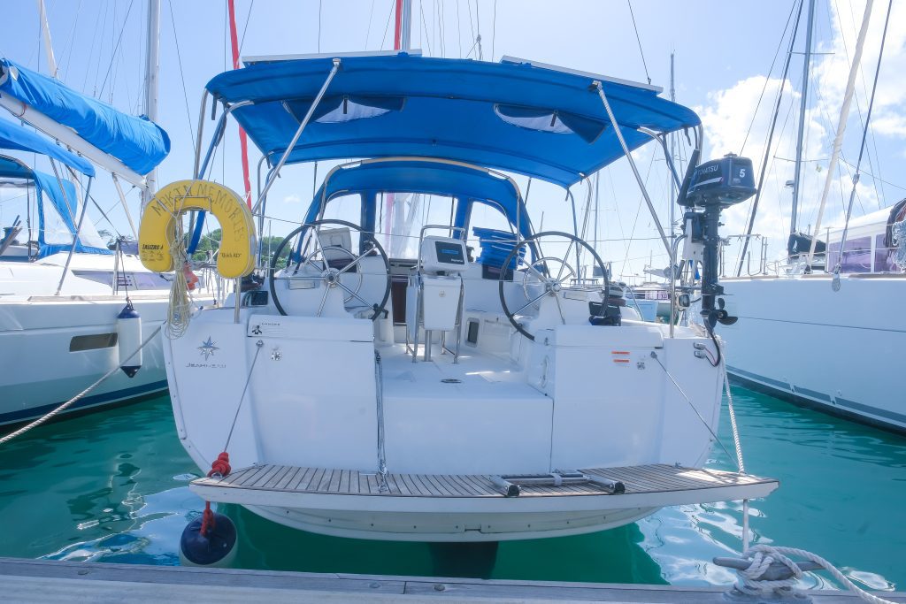 Sun Odyssey 419 - 3 cab. — photo 3