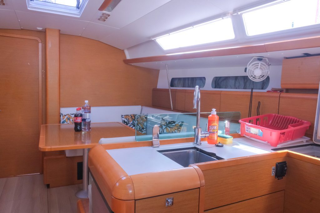 Sun Odyssey 419 - 3 cab. — photo 15