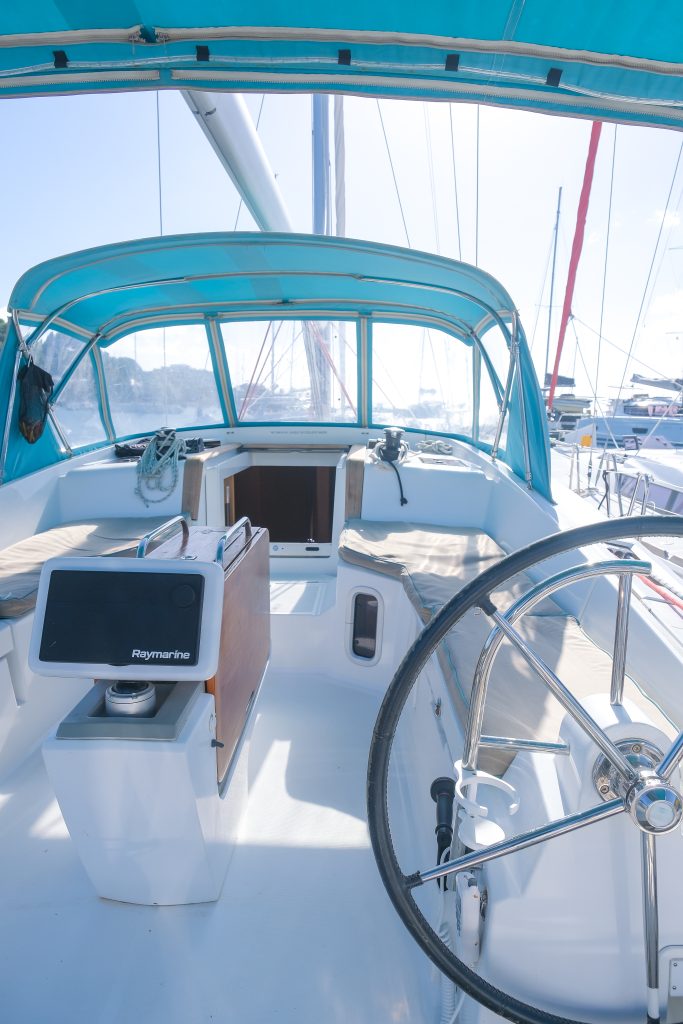 Sun Odyssey 44 DS — photo 5