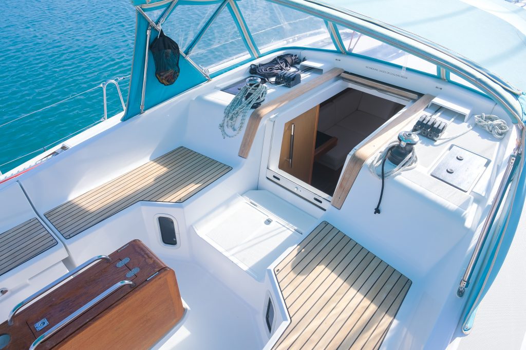 Sun Odyssey 44 DS — photo 9