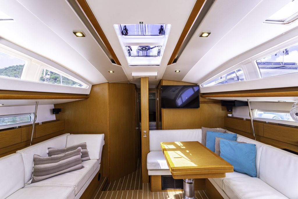Sun Odyssey 44 DS — photo 14