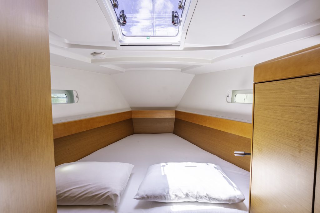 Sun Odyssey 44 DS — photo 21