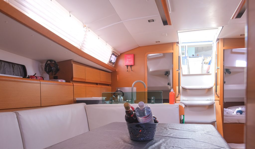 Sun Odyssey 449 — photo 12
