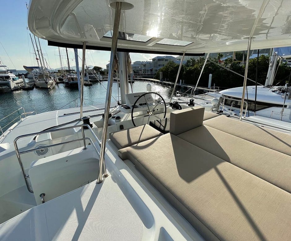 Lagoon 50 — photo 9