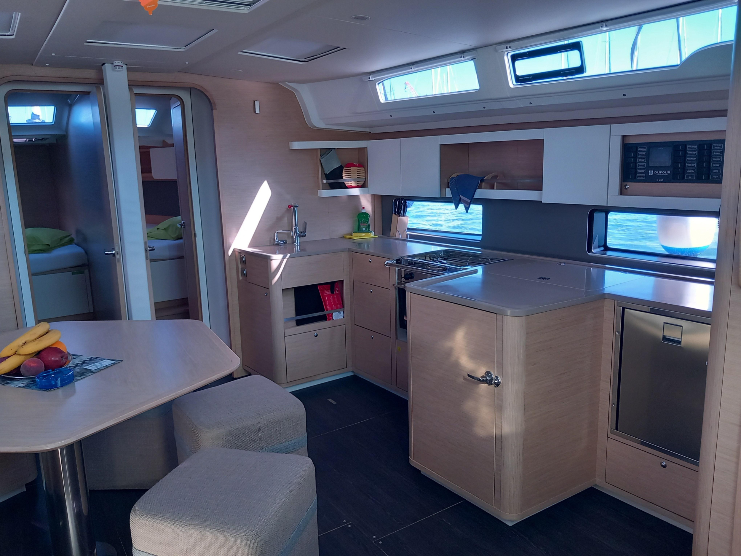 Dufour 44 - 4 cab — photo 9