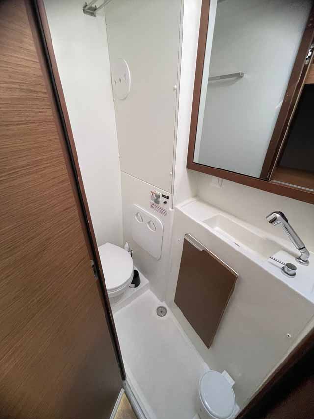 Lagoon 40 - 4 + 1 cab. — photo 16