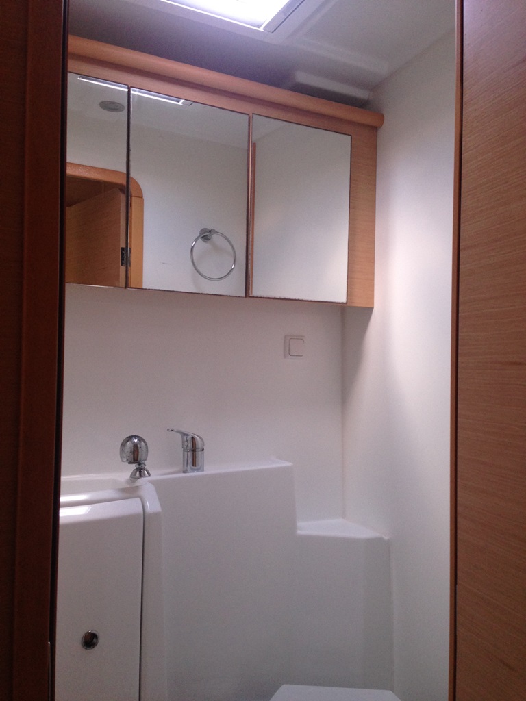 Lagoon 421 — photo 21