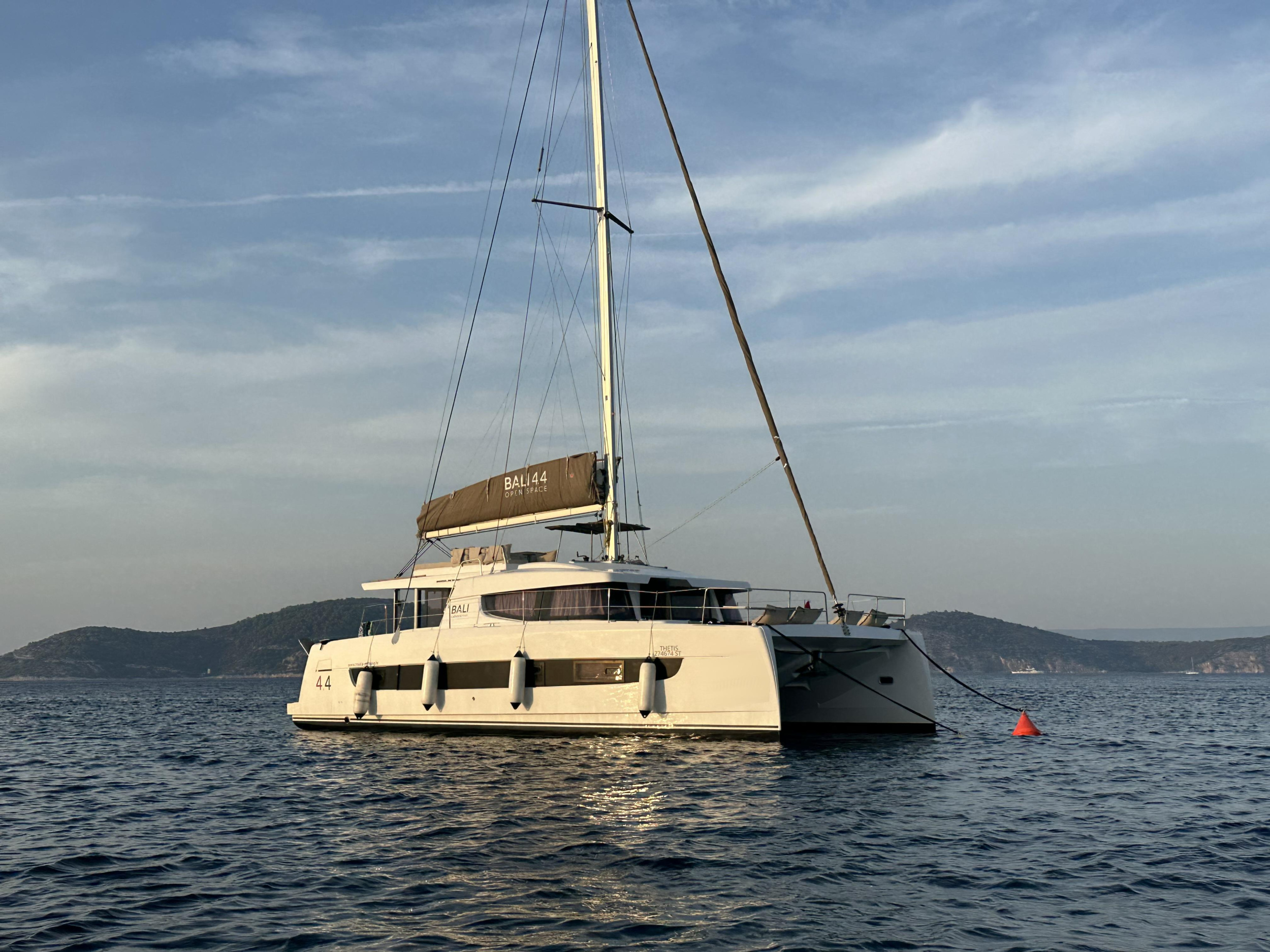 Bali 4.4 - 4 + 1 cab. — photo 16