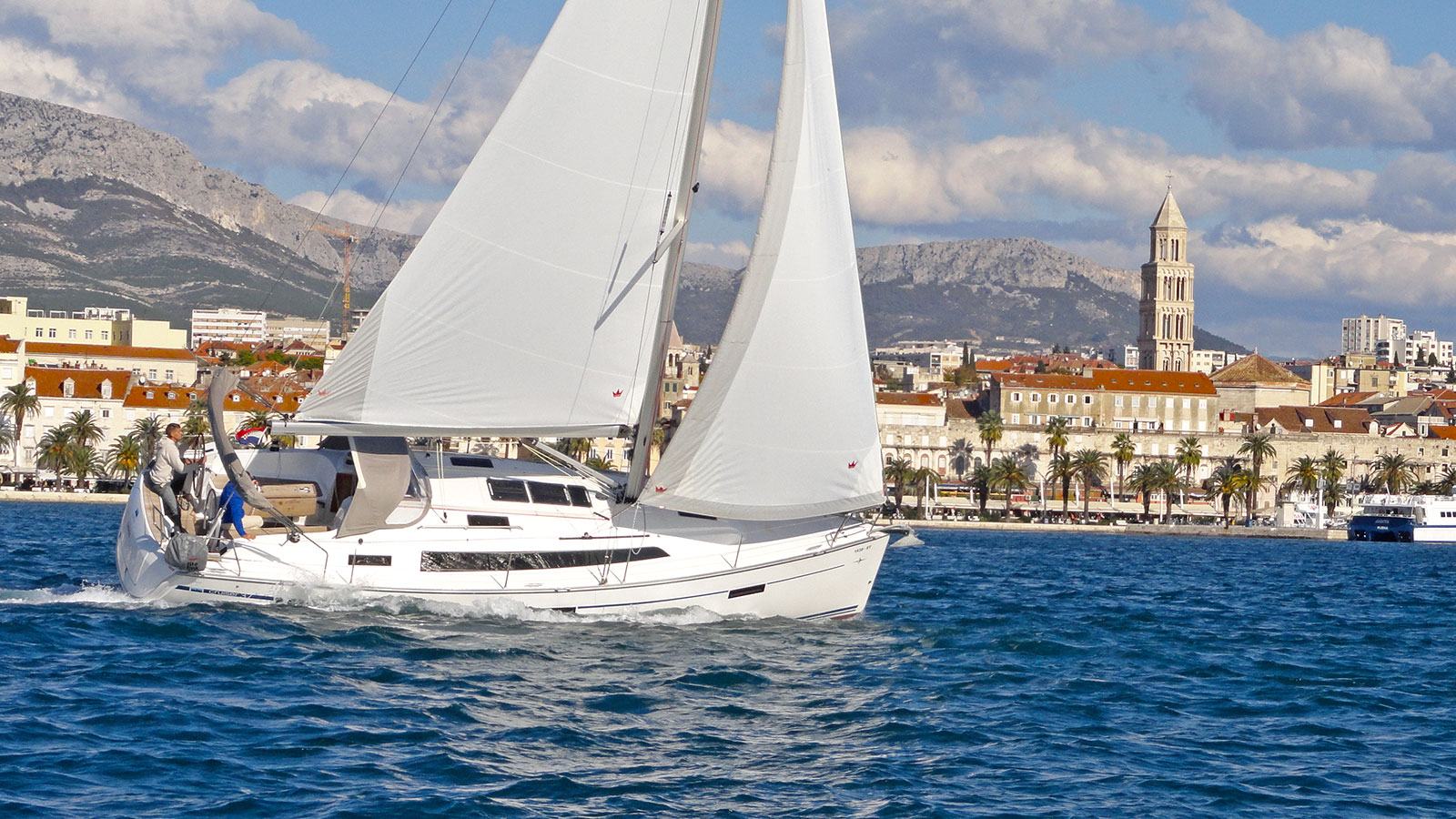 Bavaria Cruiser 37 - 3 cab. — photo 7